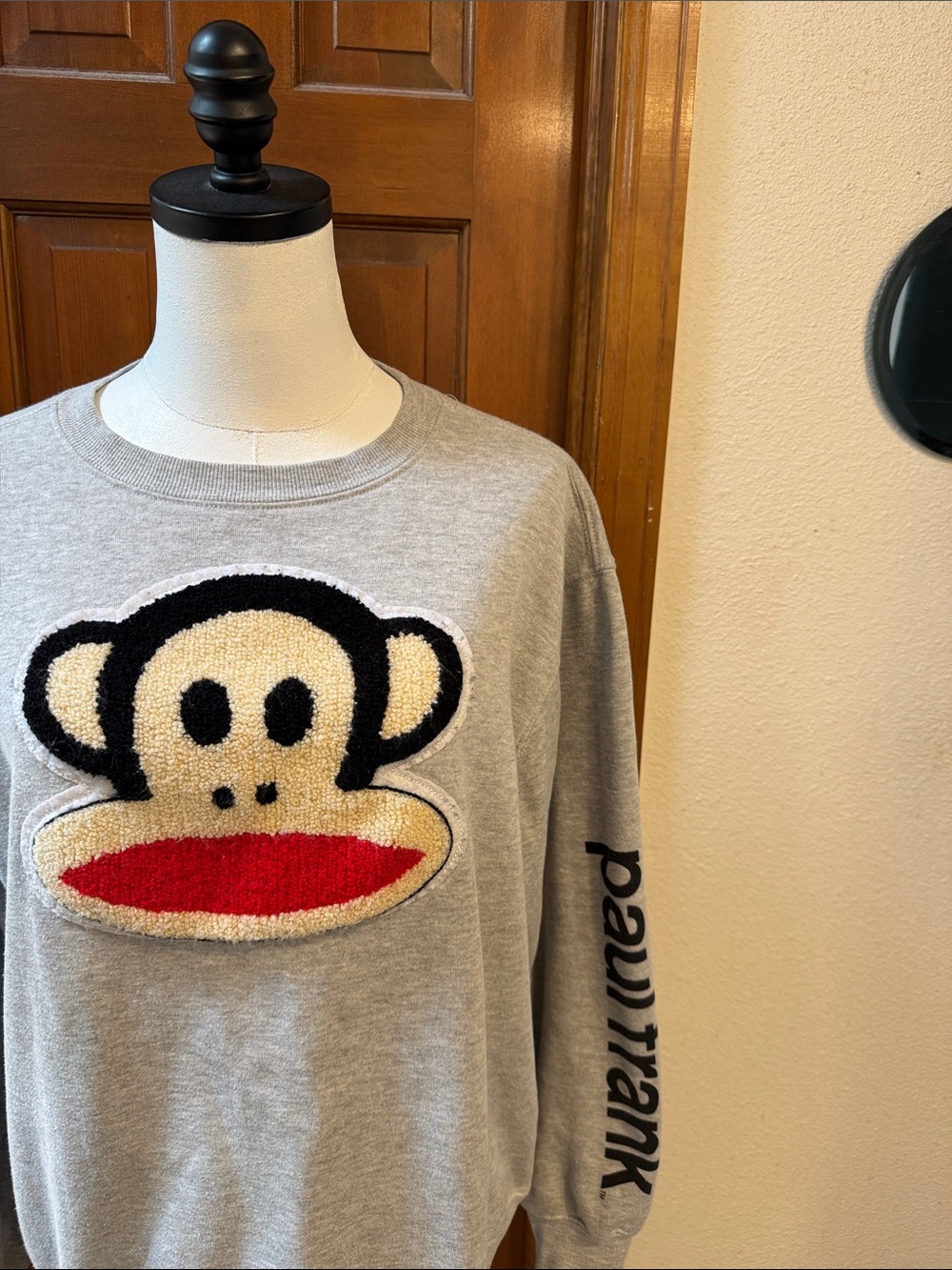 Paul Frank Juniors Gray Sweatshirt with Chenille Patch and Red Mouth Size XL - Picture 4 of 9